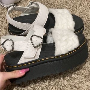 Fluffy heart Dr martens platform sandals!